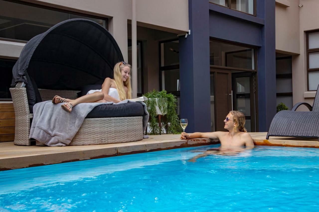 Bay Lodge On The Beach موسيلباي المظهر الخارجي الصورة